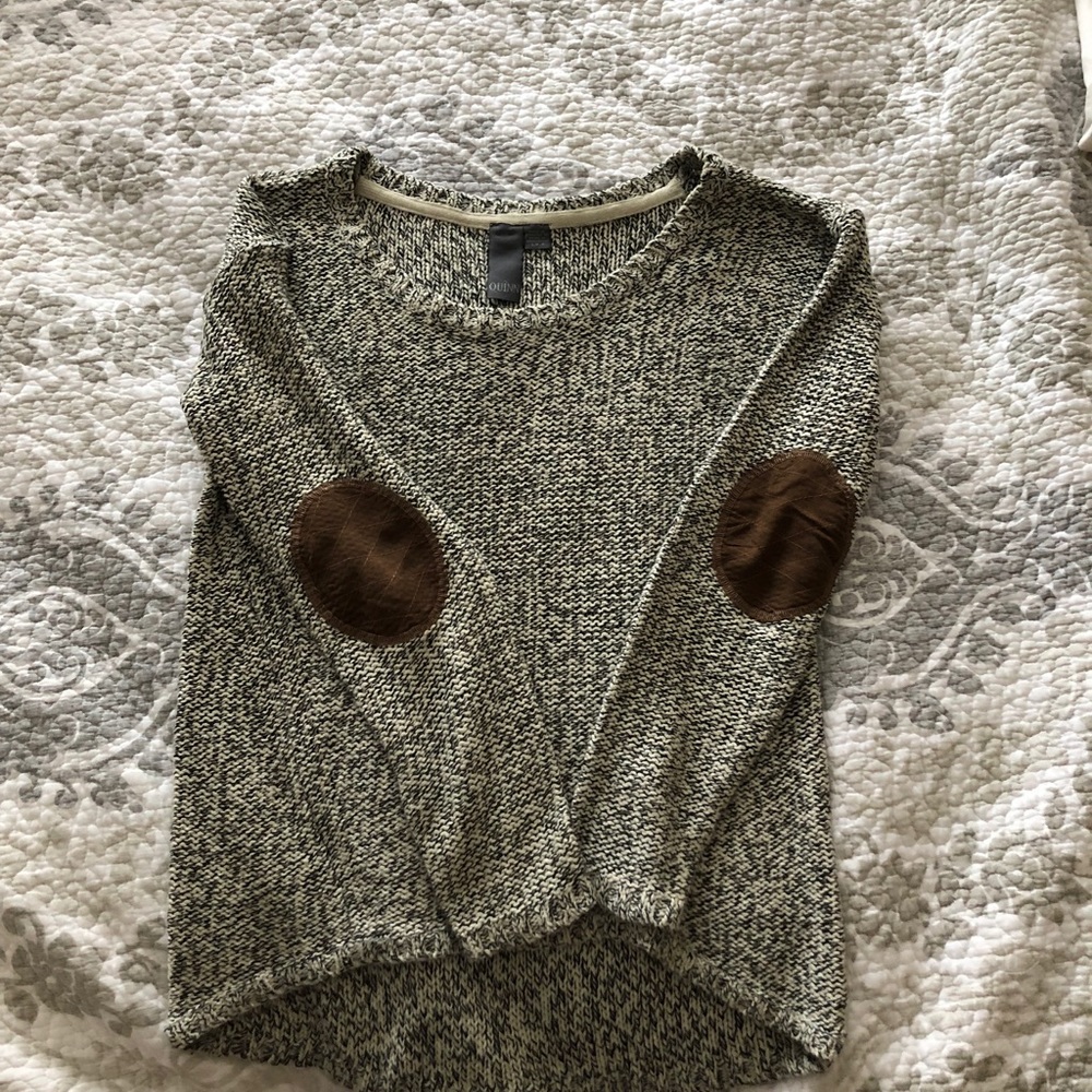 Quinn hi-lo sweater with suede elbow patches, SM